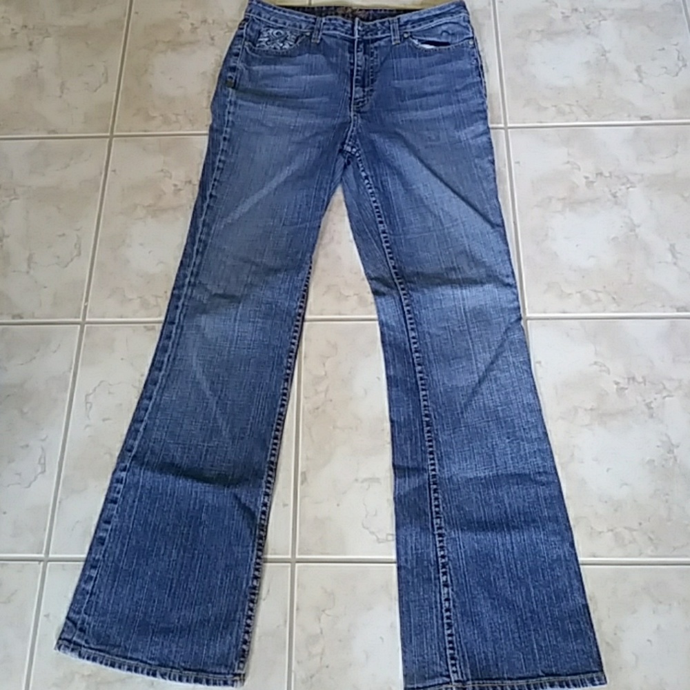 💞Kikit boot cut jeans💞